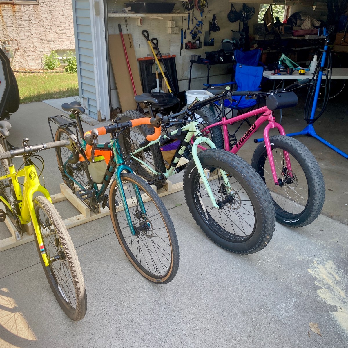 Quick and dirty bike&nbsp;stand